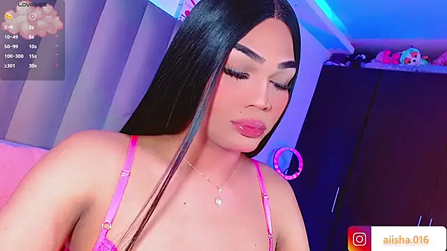 AiishaRose online show from 02.23.25