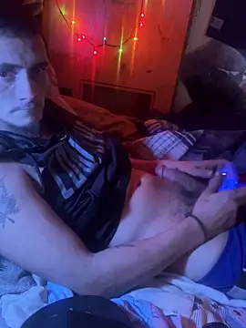 Snapshot of bugboy chatting on 02.11.26 bugboy online show from 02.11.26