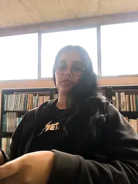 Snapshot of Annya-sweet chatting on 09.10.25 Annya-sweet online show from 09.10.25