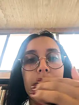 Snapshot of Annya-sweet chatting on 09.24.25 Annya-sweet online show from 09.24.25