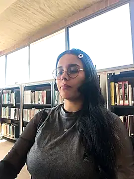 Snapshot of Annya-sweet chatting on 12.01.25 Annya-sweet online show from 12.01.25