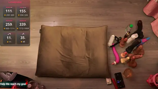 Redhead Shark new online show from 12.25.24