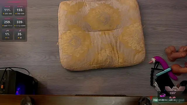 Redhead Shark new online show from 10.02.25