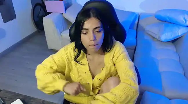 i am nina  online show from 01.11.25