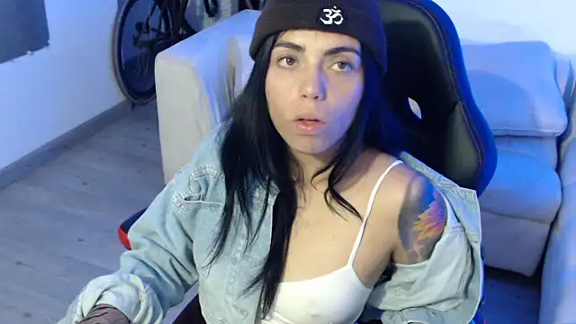 i am nina  online show from 01.27.25