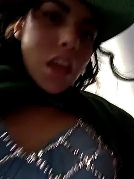 i am nina  online show from 02.06.25