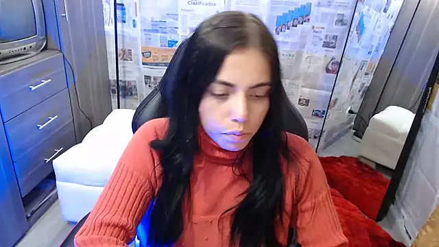 i am nina  online show from 02.07.25