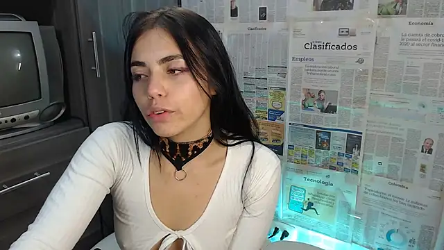 i am nina  online show from 02.20.25