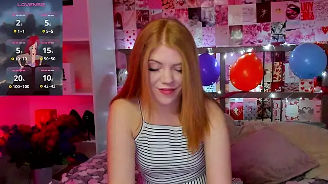 Snapshot of DiWalton chatting on 11.20.25 DiWalton online show from 11.20.25