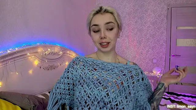 LillyMoure  online show from 02.02.26