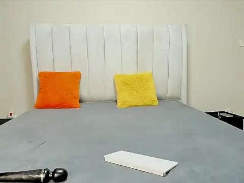  heavenlysent online show from 12.23.25