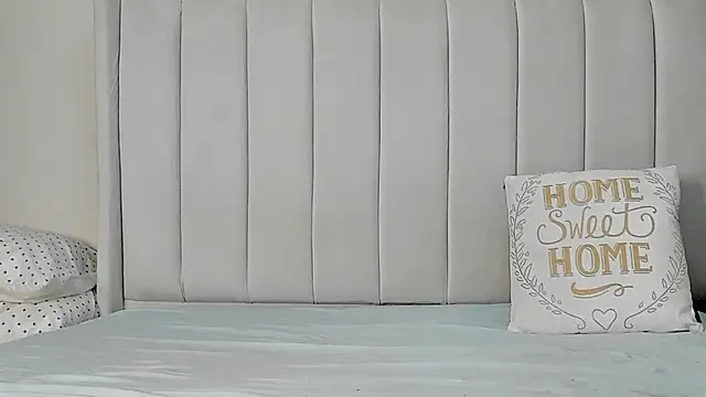 Snapshot of _heavenlysent chatting on 05.19.26 heavenlysent online show from 05.19.26