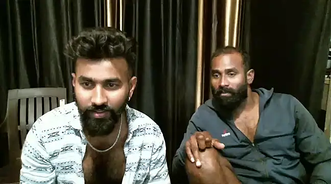 Snapshot of indian2 chatting on 12.20.24 indian2 online show from 12.20.24