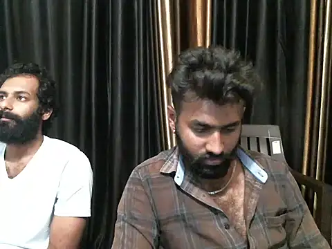 Snapshot of indian2 chatting on 03.17.25 indian2 online show from 03.17.25