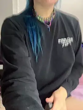 MissCumberdale online show from 11.29.25