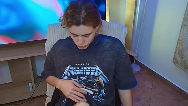 Snapshot of dimitri_tv chatting on 09.28.25 dimitri tv online show from 09.28.25