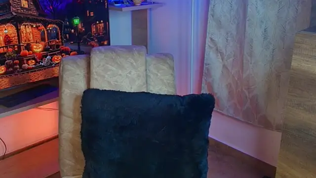 Snapshot of dimitri_tv chatting on 10.17.25 dimitri tv online show from 10.17.25