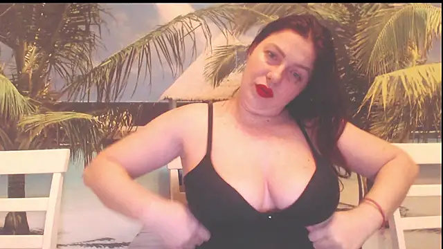 Snapshot of Queen__Natasha chatting on 02.02.26 Queen Natasha online show from 02.02.26