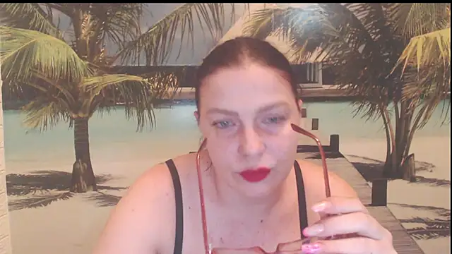 Snapshot of Queen__Natasha chatting on 03.06.26 Queen Natasha online show from 03.06.26