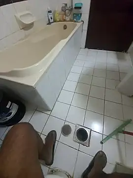 Snapshot of dream_catcher chatting on 01.22.25 dream catcher online show from 01.22.25