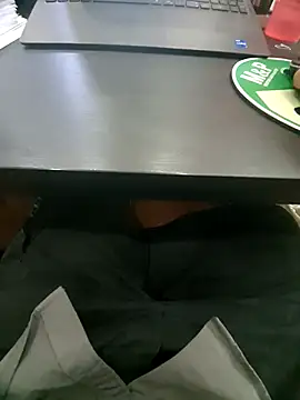 Snapshot of dream_catcher chatting on 10.21.25 dream catcher online show from 10.21.25