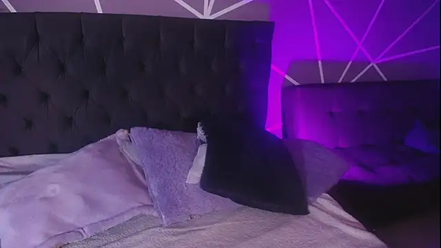 Miss Loise online show from 03.11.25