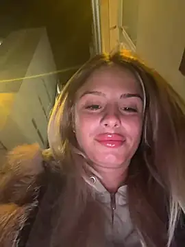 Snapshot of BritneyDimond chatting on 02.15.25 BritneyDimond online show from 02.15.25