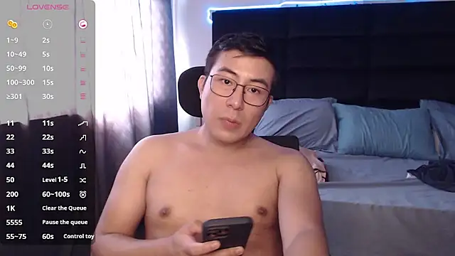 andrewmhilton  online show from 11.10.25