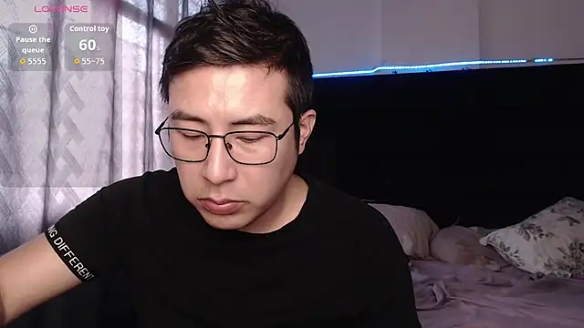 andrewmhilton  online show from 01.08.26