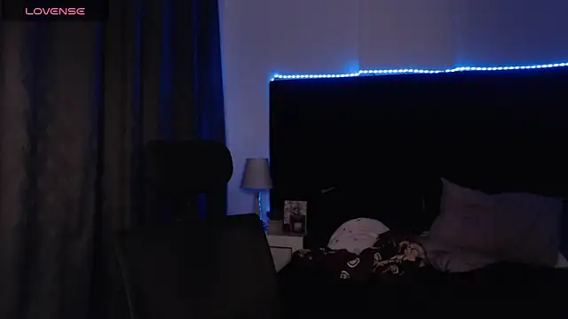 andrewmhilton  online show from 03.30.26