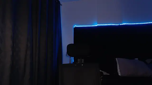 andrewmhilton  online show from 03.31.26