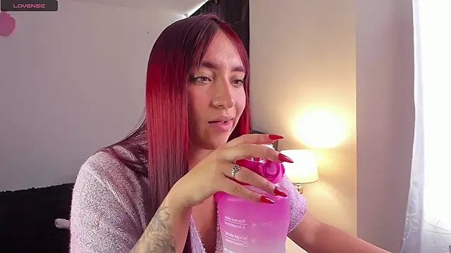 Snapshot of _Tammyy chatting on 01.24.25 Tammyy online show from 01.24.25