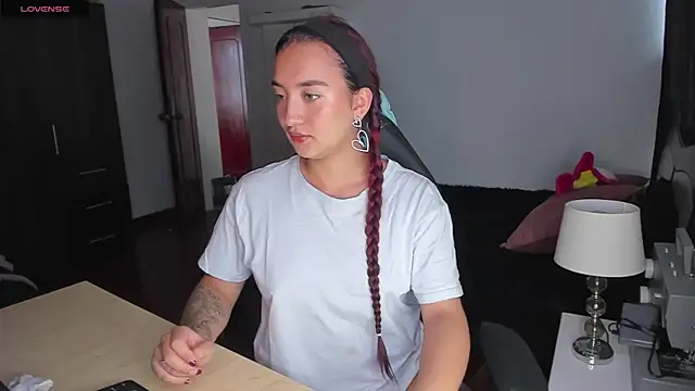 Snapshot of _Tammyy chatting on 02.17.25 Tammyy online show from 02.17.25