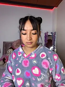 Snapshot of _Tammyy chatting on 11.05.25 Tammyy online show from 11.05.25