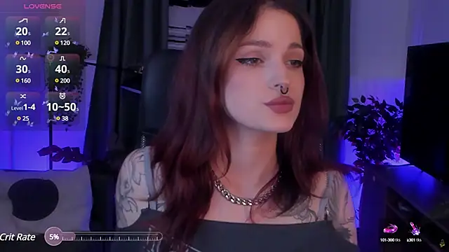 BratzieDarsie online show from 12.18.24