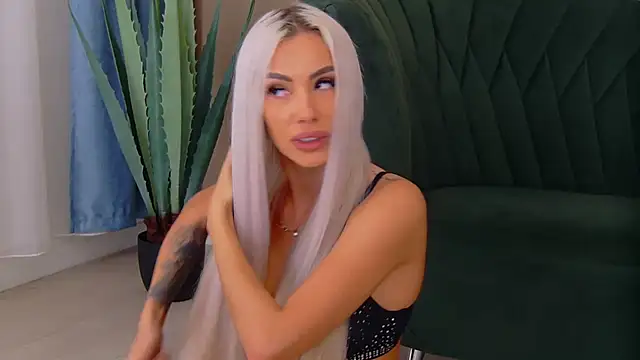 Bailey Rush online show from 11.27.25