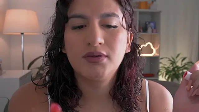 Snapshot of ari_artis chatting on 12.12.24 ari artis online show from 12.12.24