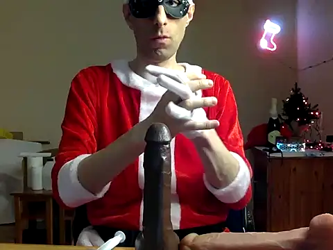 Snapshot of HandsomeAlfie chatting on 12.07.24 HandsomeAlfie online show from 12.07.24