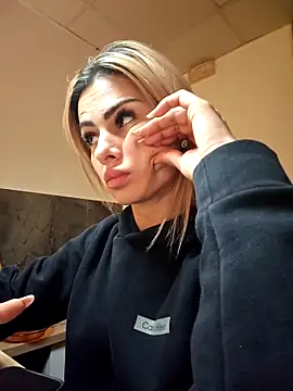 TiffanyMaze online show from 03.10.26