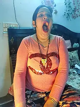 Snapshot of Poojabhabi101 chatting on 01.10.26 Poojabhabi101 online show from 01.10.26