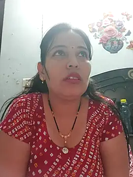 Snapshot of Poojabhabi101 chatting on 02.15.26 Poojabhabi101 online show from 02.15.26