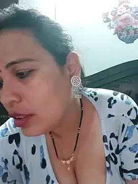 Snapshot of Poojabhabi101 chatting on 02.22.26 Poojabhabi101 online show from 02.22.26