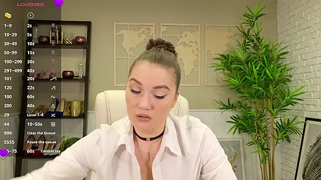 SelineSole online show from 02.05.26