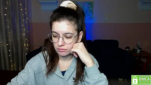 Aminabeatris online show from 02.17.25