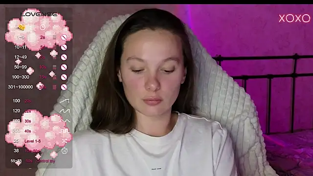 lil luna x online show from 12.08.24