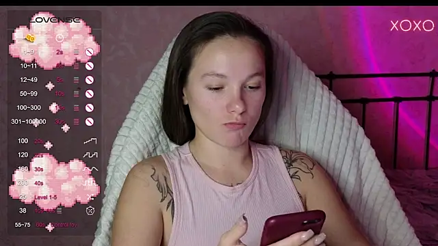 lil luna x online show from 12.12.24