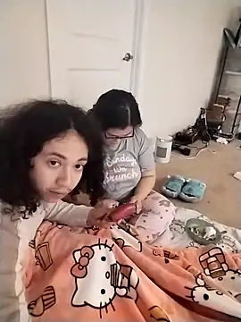 LiverandBrat77 online show from 11.25.25