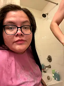 LiverandBrat77 online show from 12.04.25