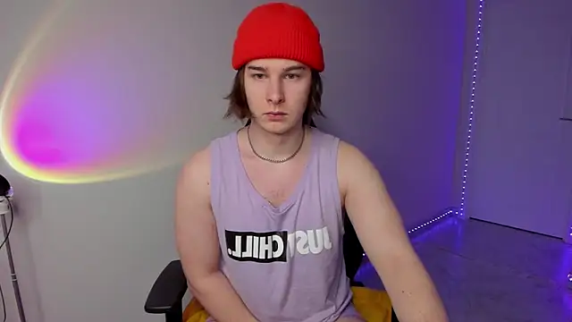 Snapshot of Vincent_Strong chatting on 03.03.25 Vincent Strong online show from 03.03.25