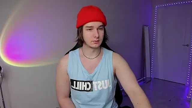 Snapshot of Vincent_Strong chatting on 03.09.25 Vincent Strong online show from 03.09.25